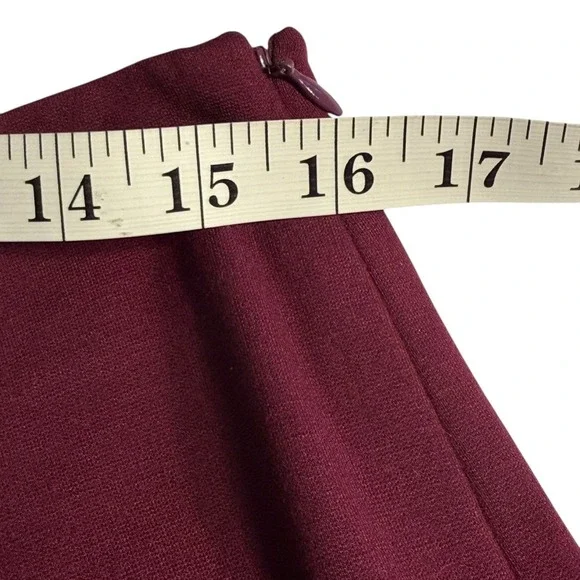 Theory Burgundy Pleated Mini Evelle Skirt Size 8 Wine Red Ponte Flared A-Line - Picture 3 of 7